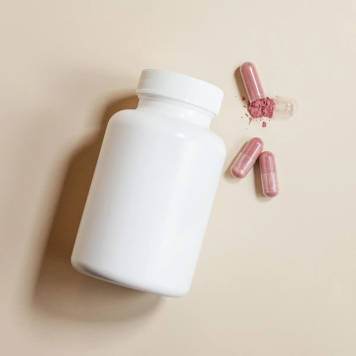Vitamin B12 supplement and foods