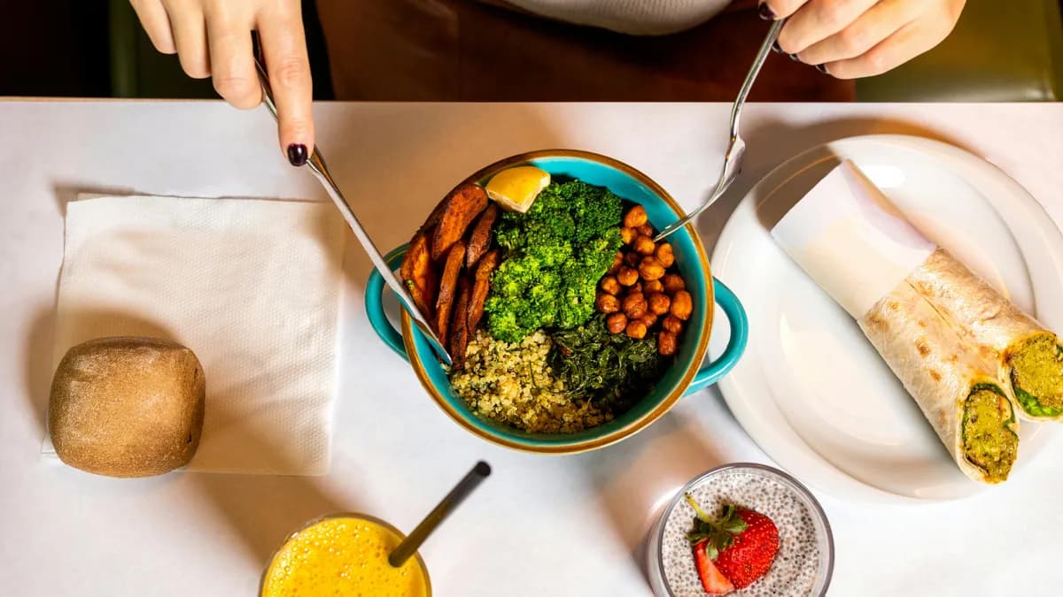 Un repas à dominante végétale de style longévité