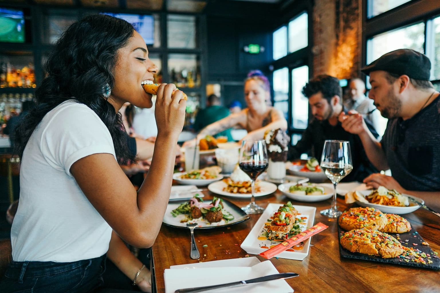 Visual framework showing balance, satisfaction, and flexibility when eating out
