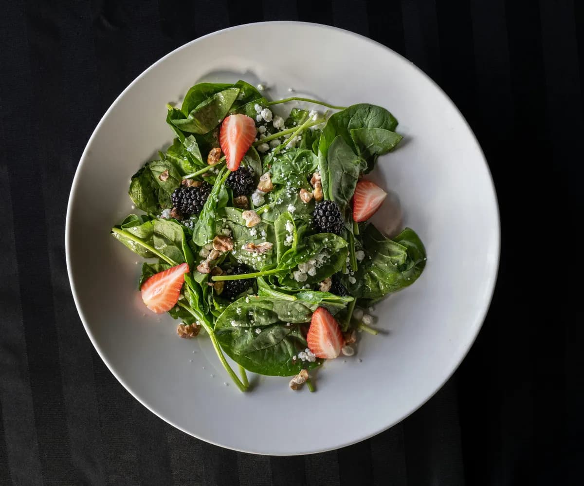MIND diet foods: leafy greens, berries, nuts, and fish